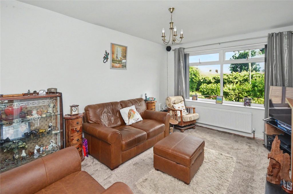 Property photo 2 of 12 Picture No. 10