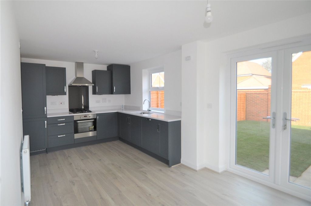 Property photo 3 of 14 Picture No. 09