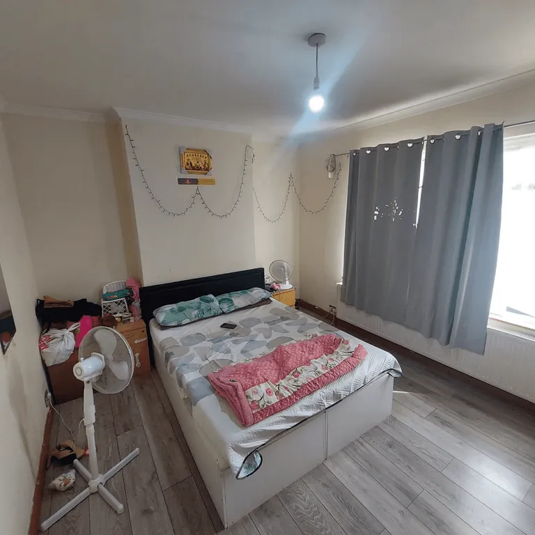 House in Southall, London Borough of Ealing - View 3