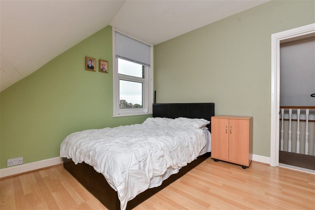 Property photo 2 of 17 Bedroom 2