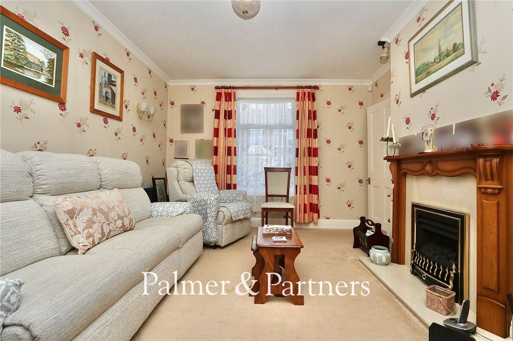 Property photo 3 of 21 Picture No. 05