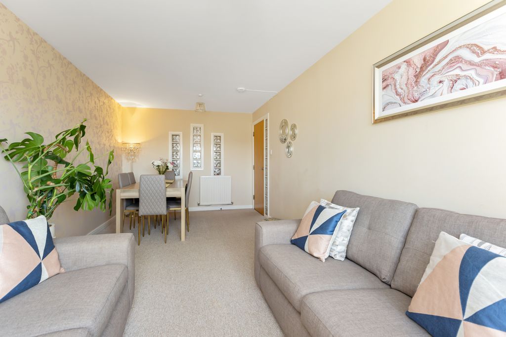 Property photo 3 of 16 Property Image 3