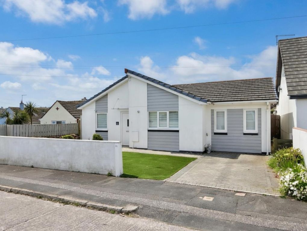 Property photo 1 of 17 Front.Jpg