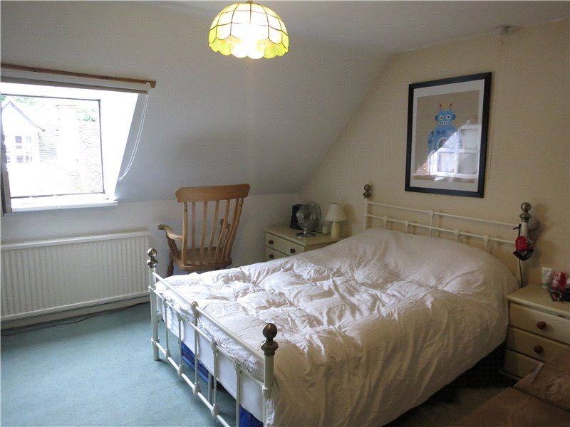 Property photo 3 of 6 Bedroom