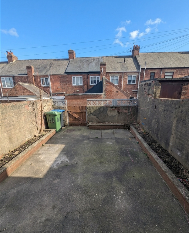 Property photo 3 of 11