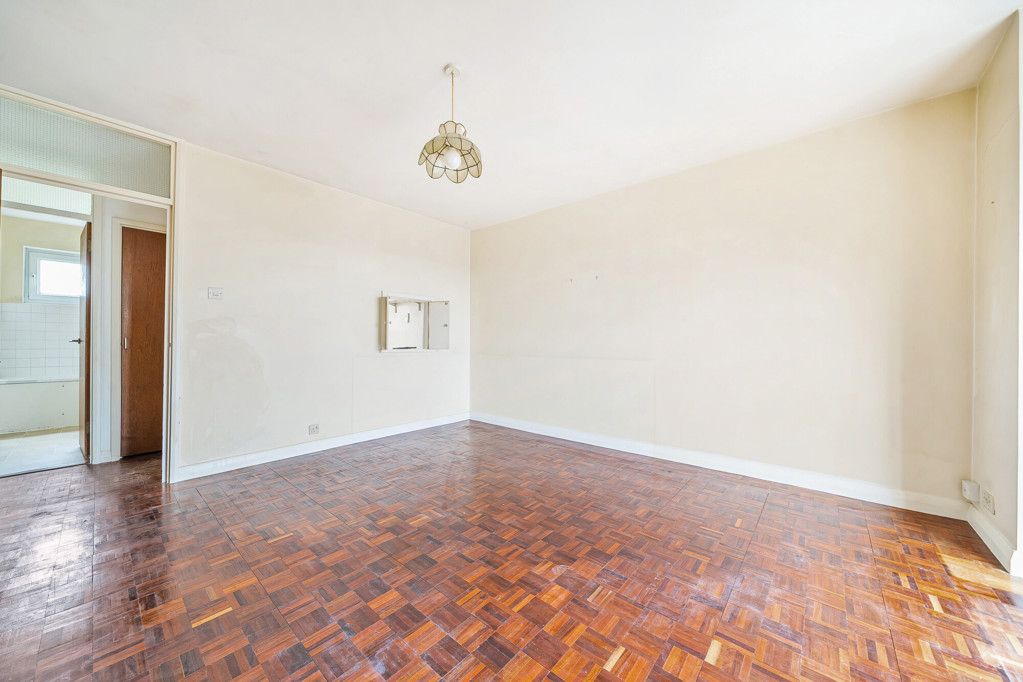 Property photo 2 of 12 Reception