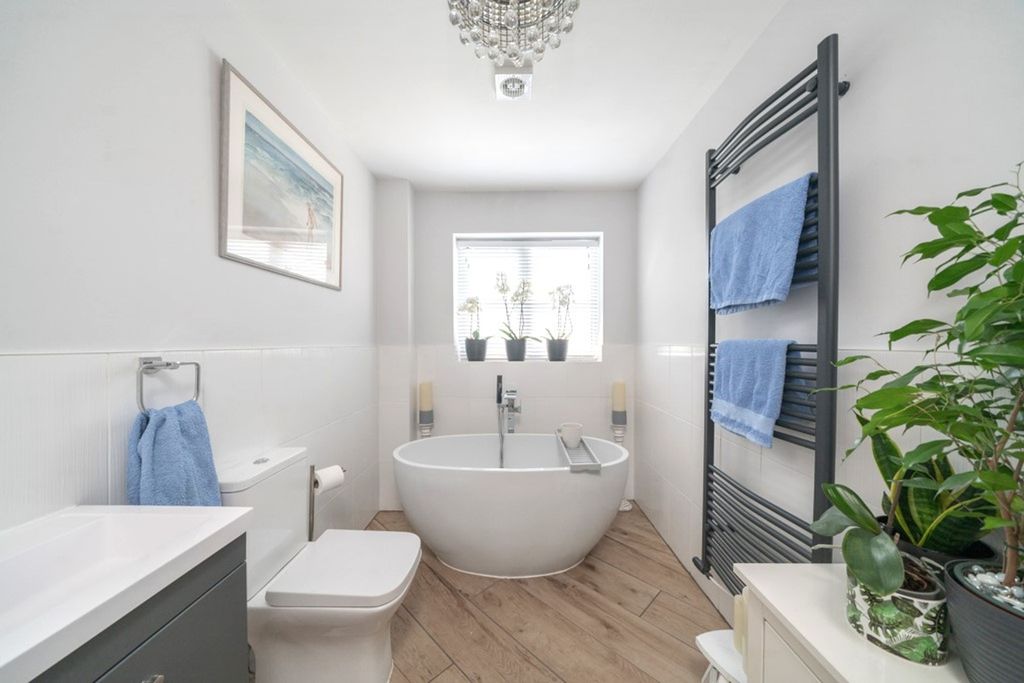 Additional image 23 of 5 bed detached house for saleMayflower Close, Glossop SK13