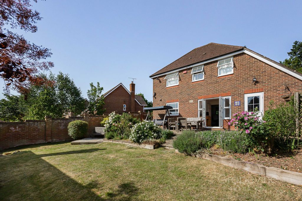 Property photo 2 of 22
