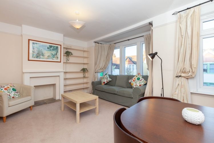 Property photo 1 of 6 309799