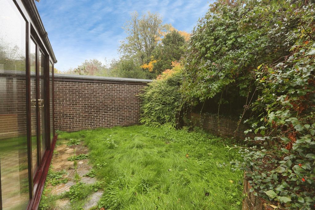 Property photo 3 of 20
