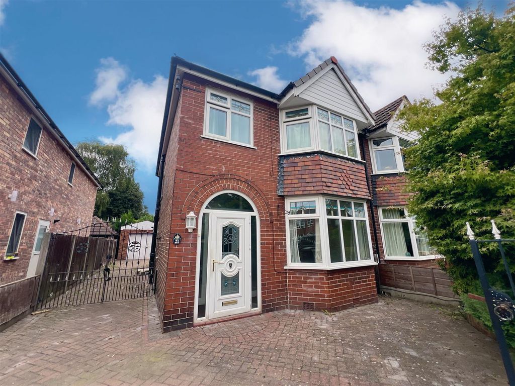 Property photo 1 of 25 External Front