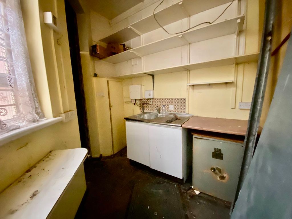 Property photo 3 of 3