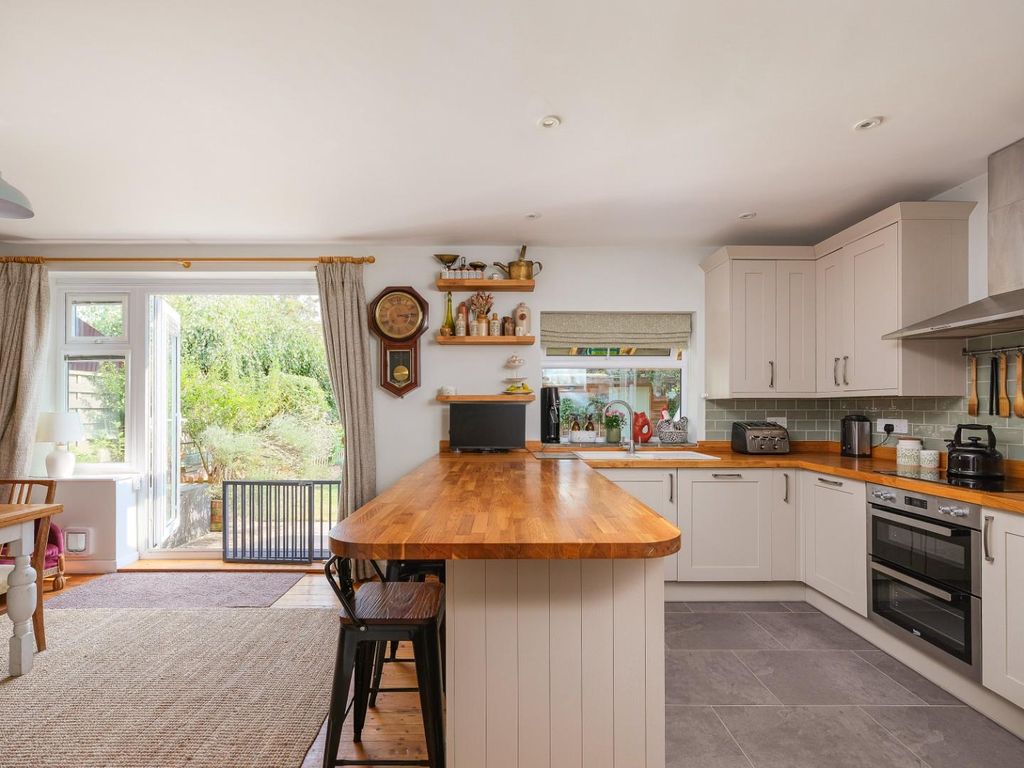 Property photo 1 of 32 Cnr51633.Jpg