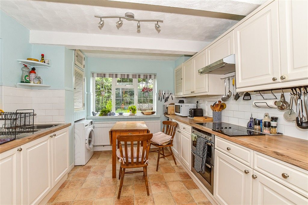 Property photo 3 of 18 Kitchen/ Breakfast Room