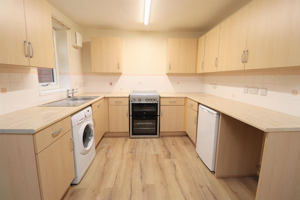 Property photo 2 of 15 0 General