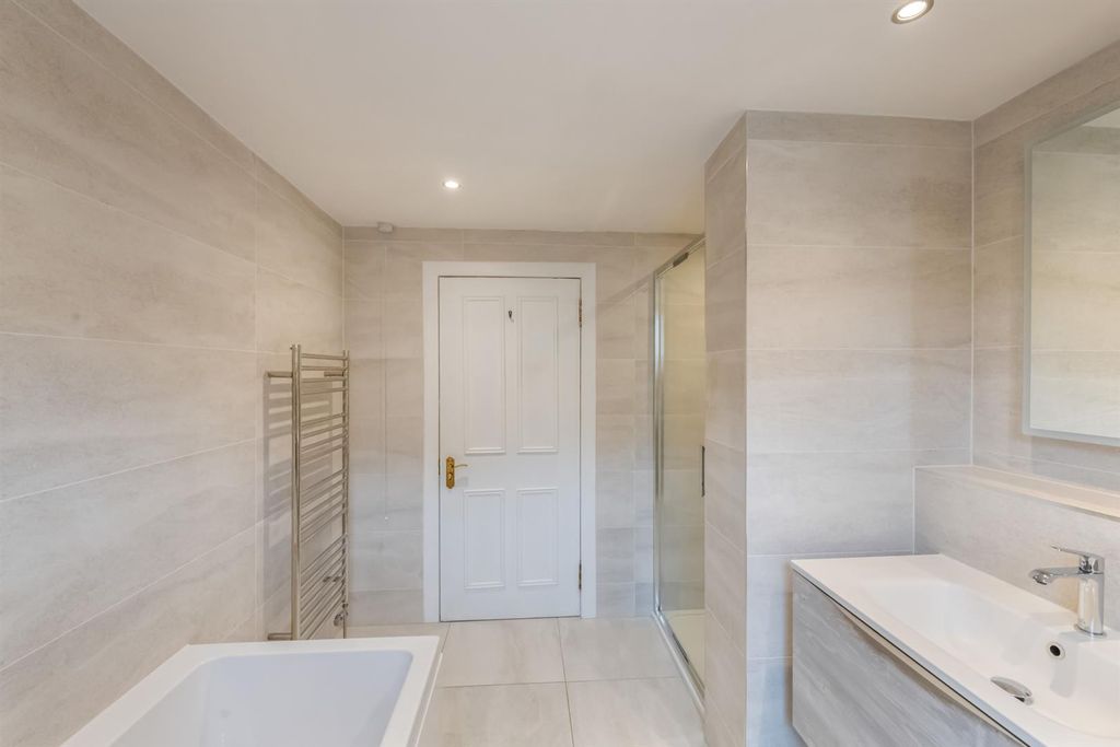 Additional image 29 of 4 bed link detached house for sale6 Albert Place, Stirling FK8