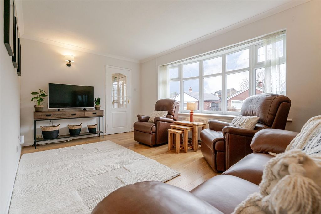 Property photo 3 of 31 Dsc03083 Copy.Jpg