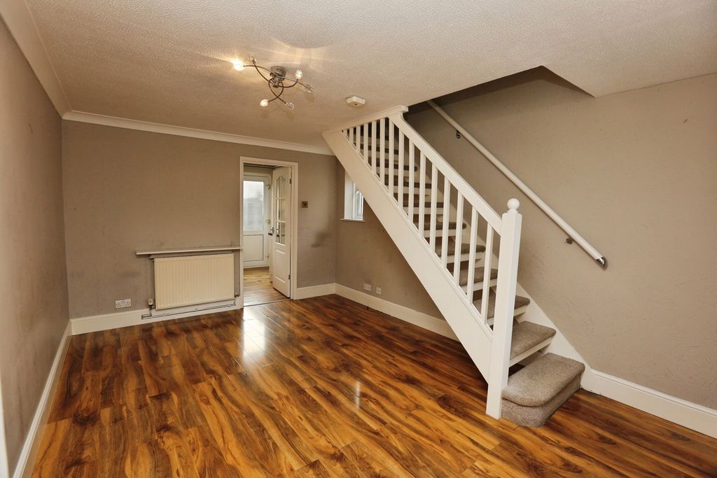 Property photo 2 of 14 Pbox-Img.Jpg