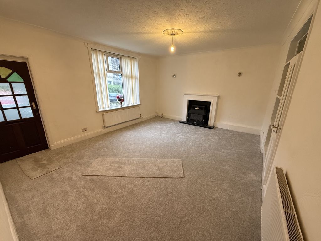 Property photo 2 of 9 Photo 2