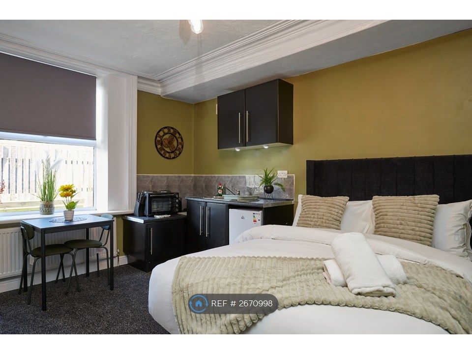 Property photo 1 of 25