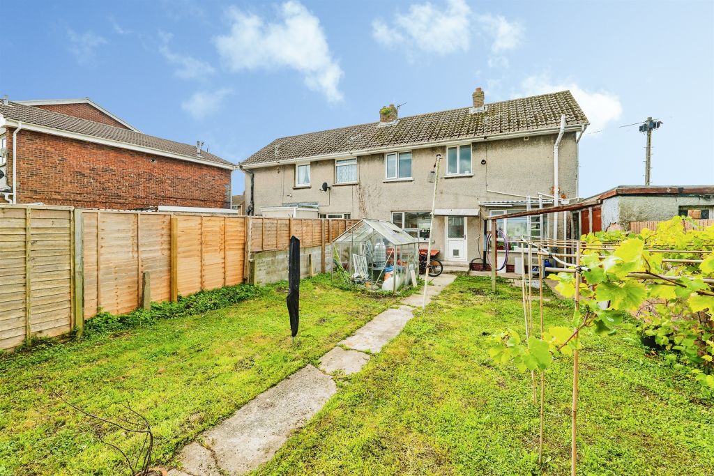 Property photo 2 of 22
