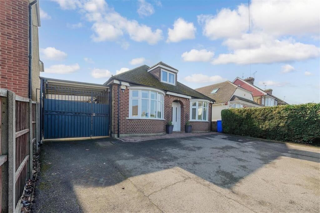 Property photo 1 of 21