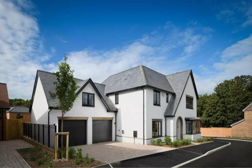 Property photo 1 of 23 4558721