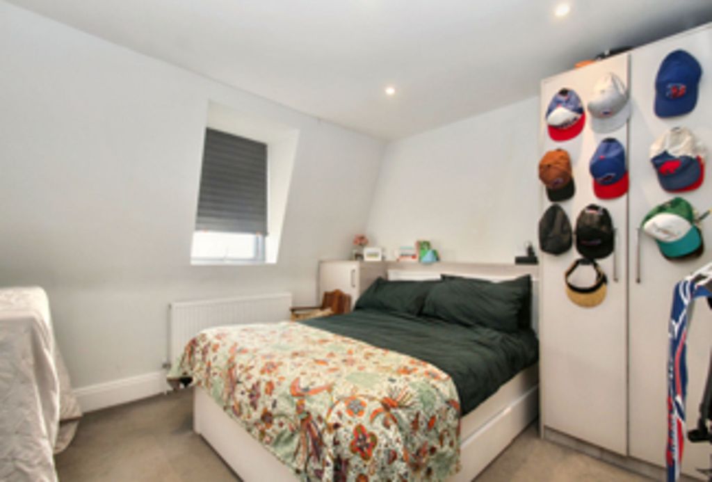 Property photo 3 of 6