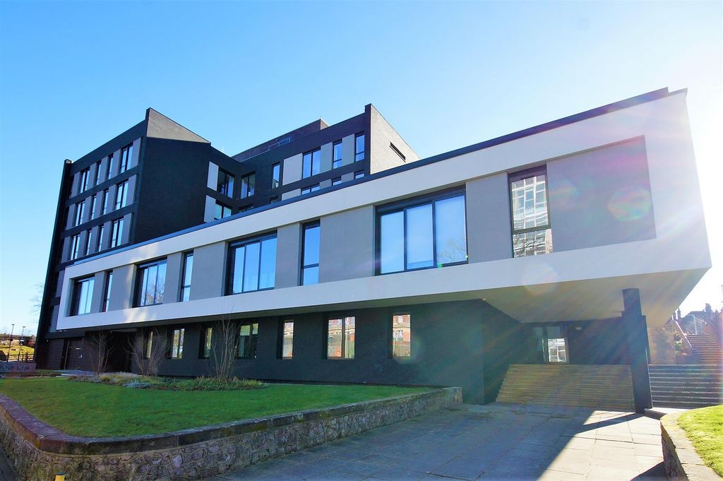 Property photo 1 of 18 Front.Jpg