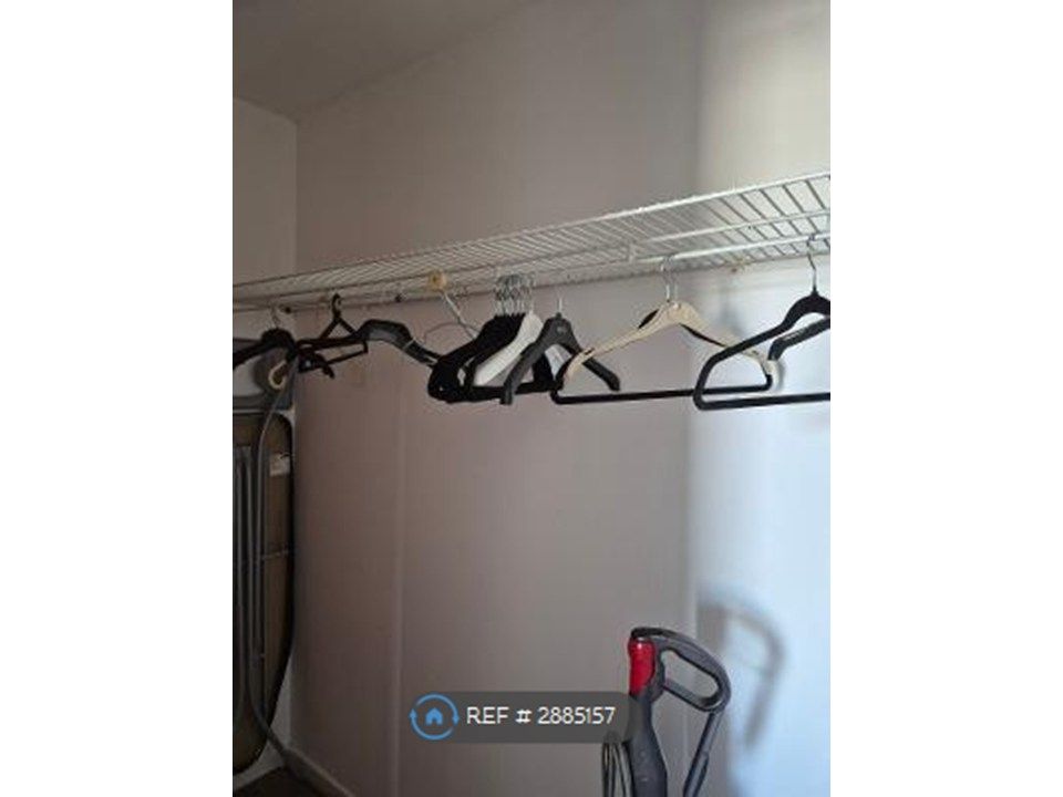 Property photo 2 of 7 Large Wardrobe