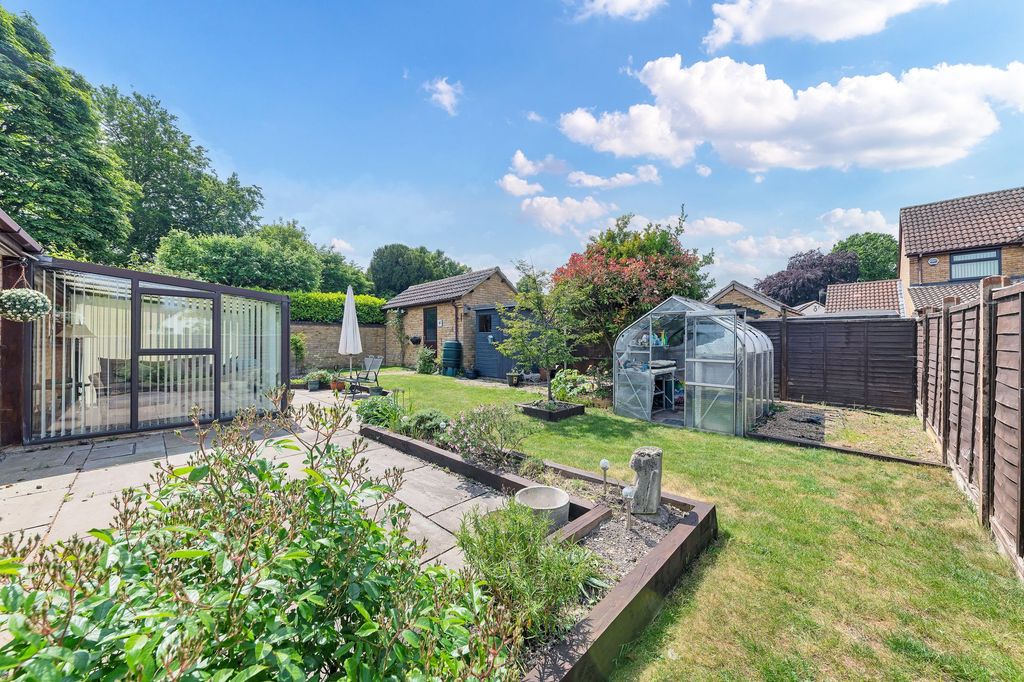 Property photo 2 of 14