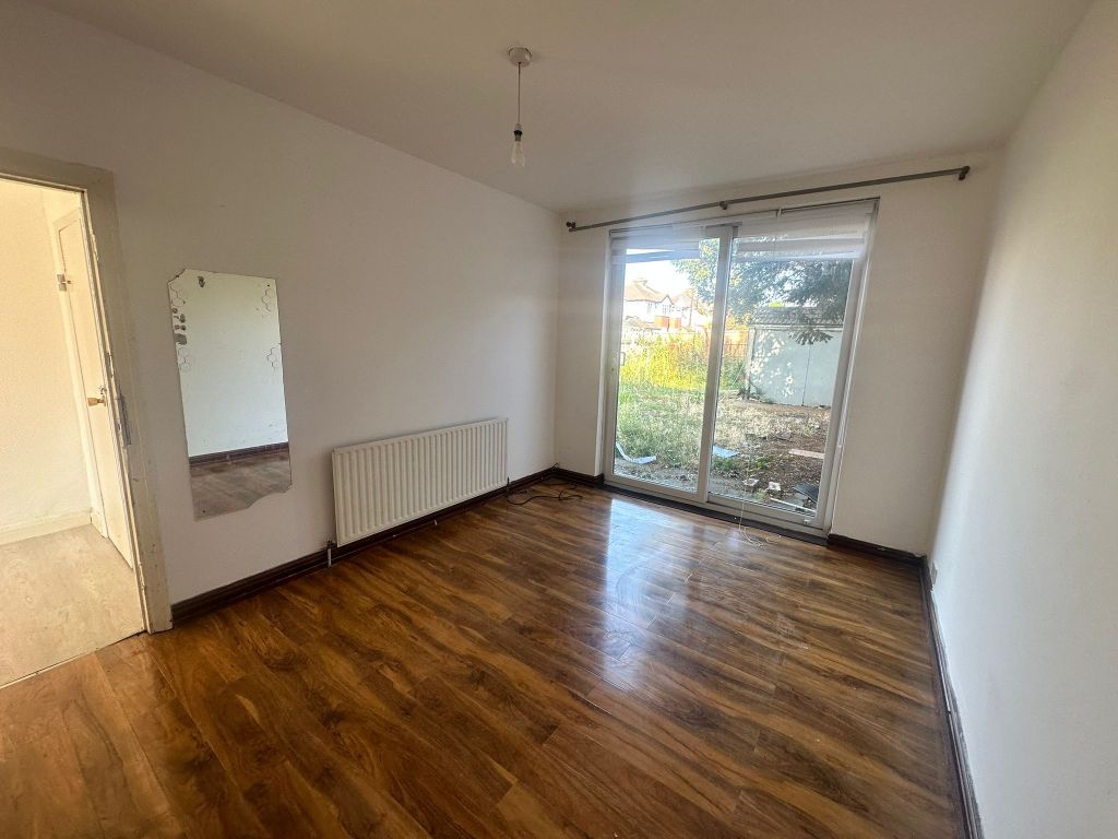 Property photo 3 of 31