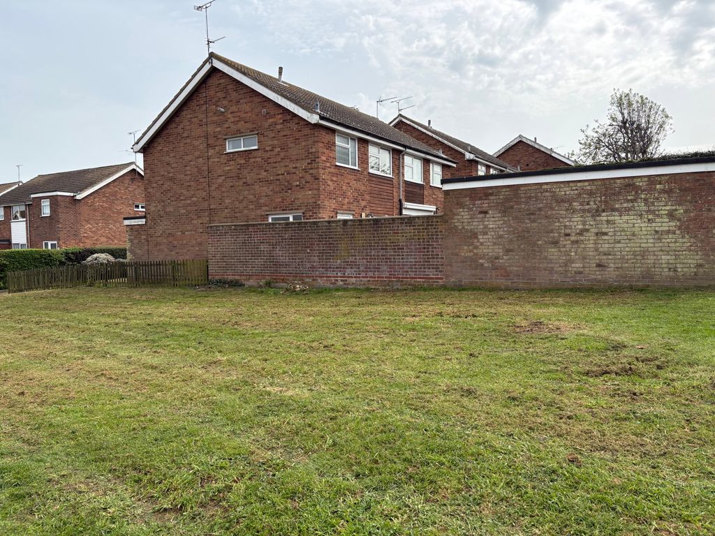 Property photo 3 of 43
