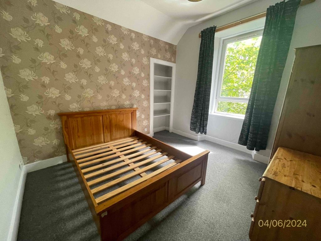 Property photo 3 of 9 Bedroom 1