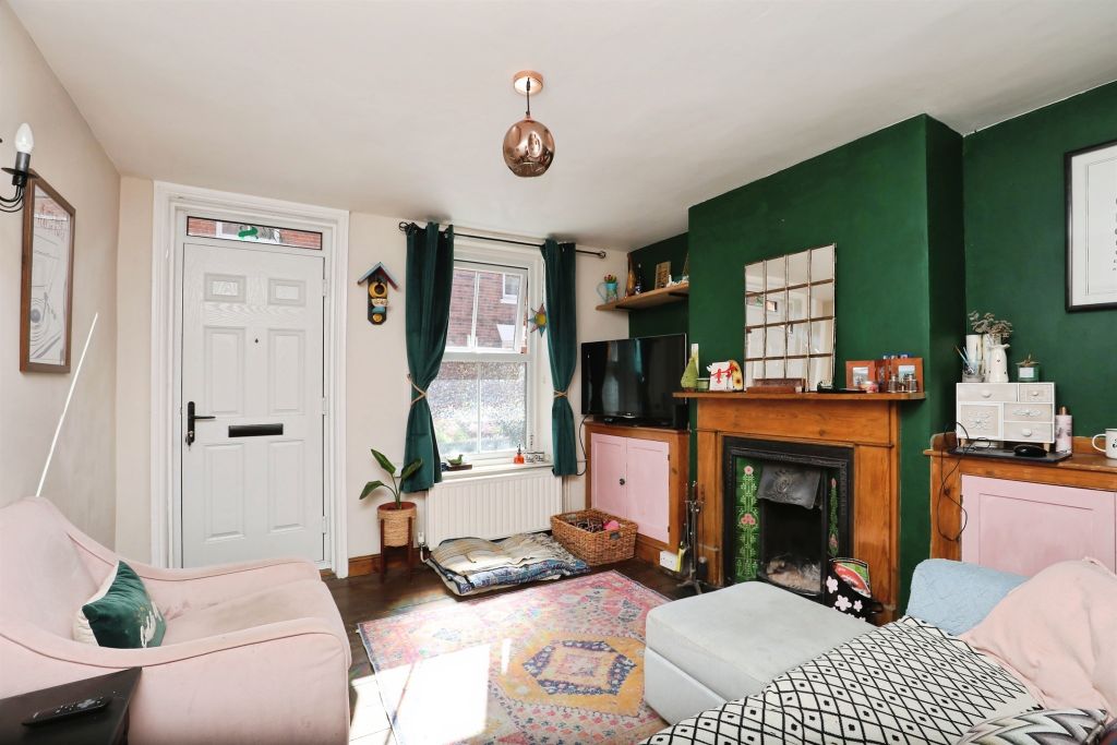 Property photo 2 of 12
