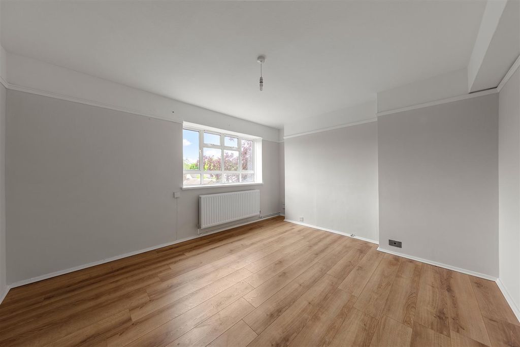 Property photo 2 of 10 094A8236.Jpg