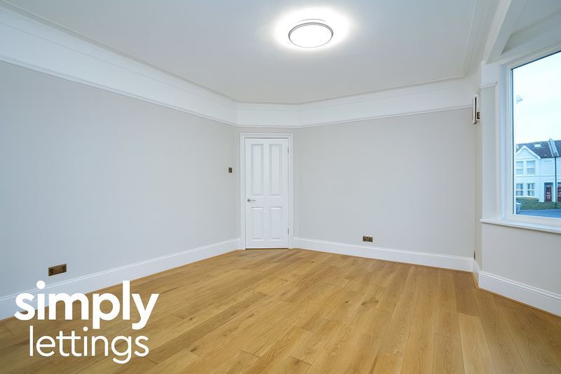 Property photo 3 of 10 Photo 2