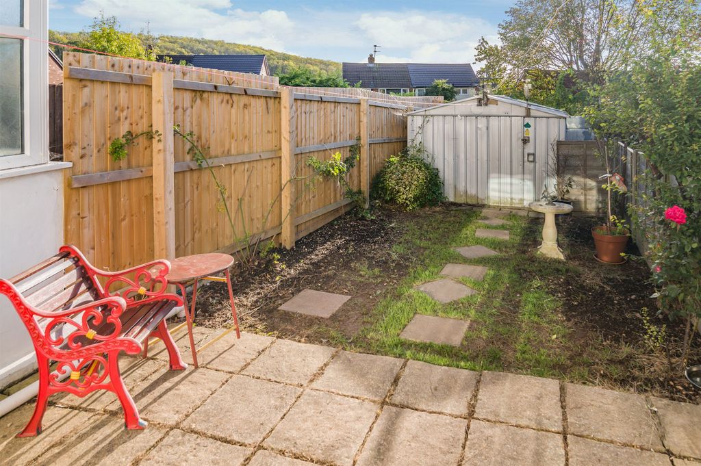 Property photo 2 of 13