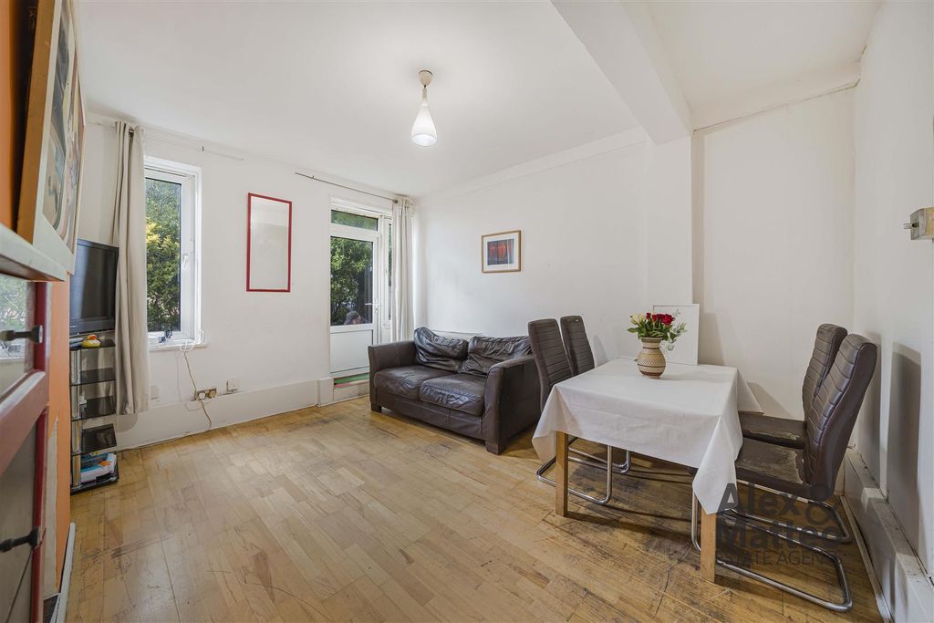 Property photo 1 of 21 Cherry Garden Street