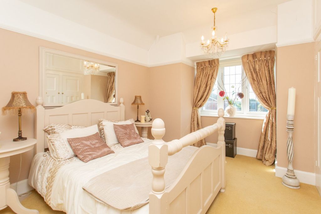 Additional image 14 of 6 bed detached house for saleDurlock Avenue, Ramsgate CT11