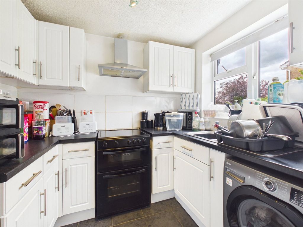 Property photo 3 of 10 Picture No. 34