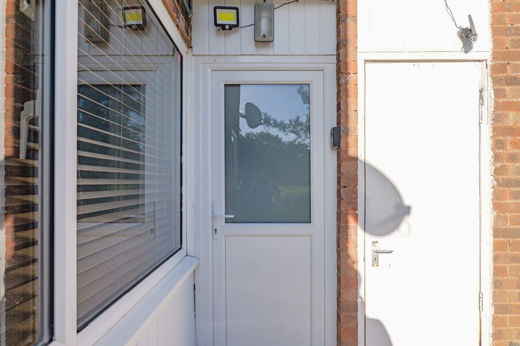 Additional image 12 of 1 bed flat for saleLon Brynli, Prestatyn LL19