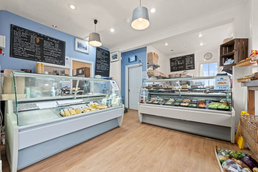 Property photo 3 of 24