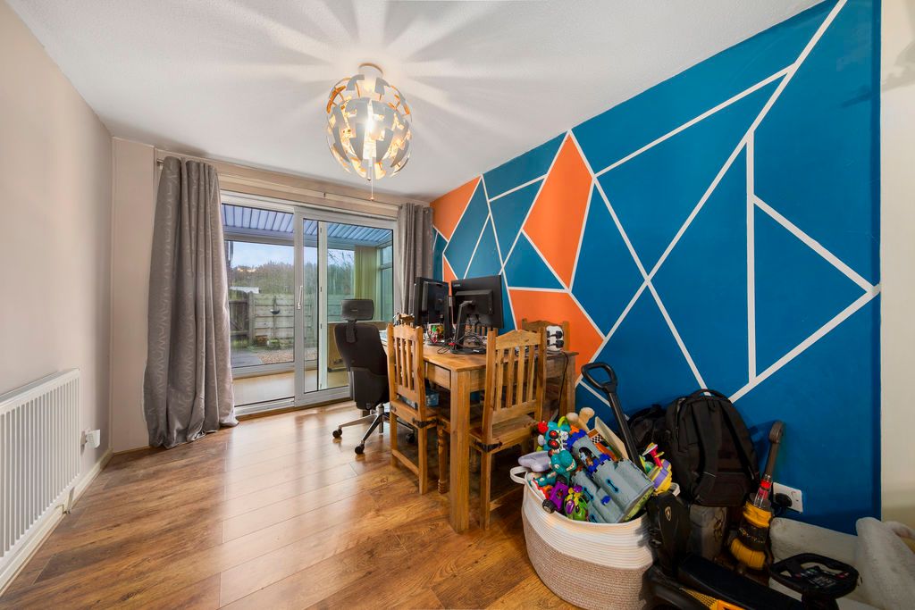 Property photo 3 of 22 Dining Room