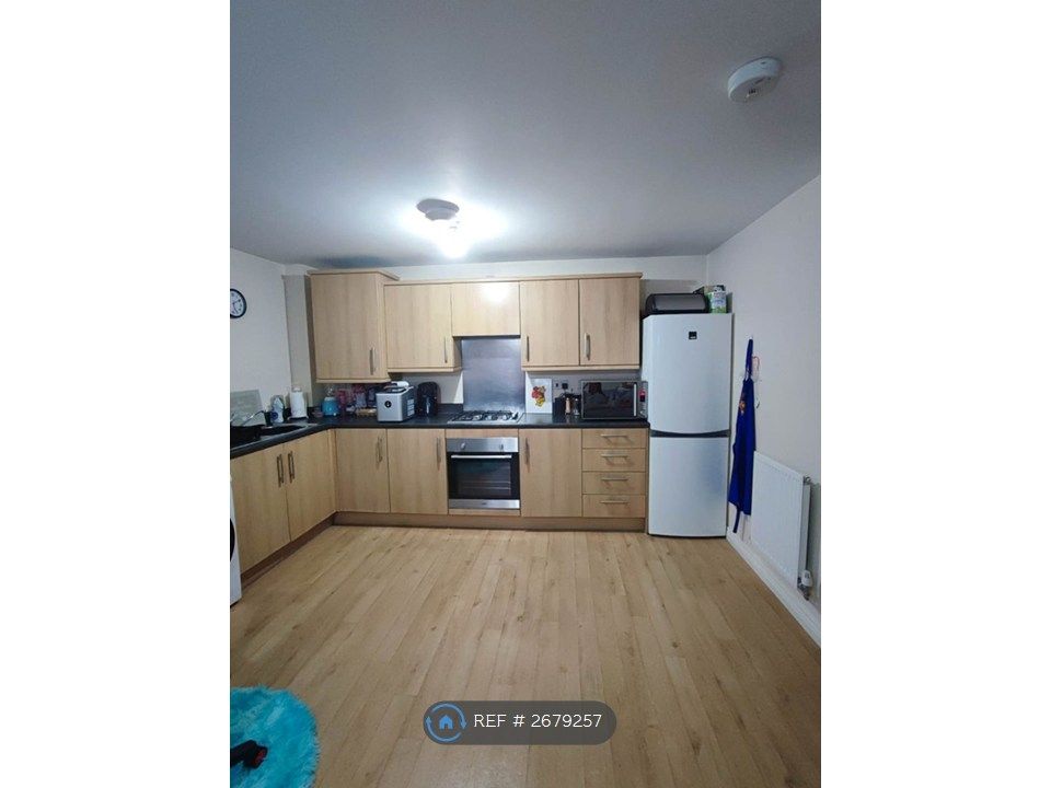 Property photo 3 of 10