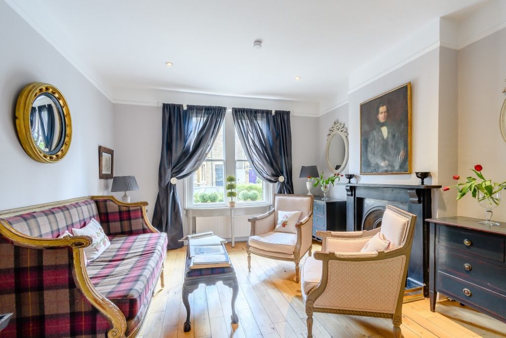 Property photo 1 of 15 13