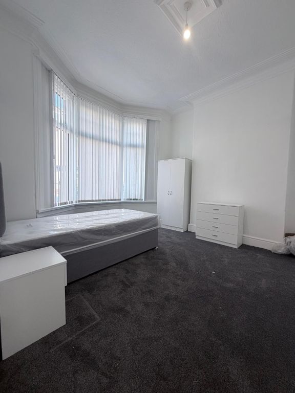 Property photo 2 of 11 Image