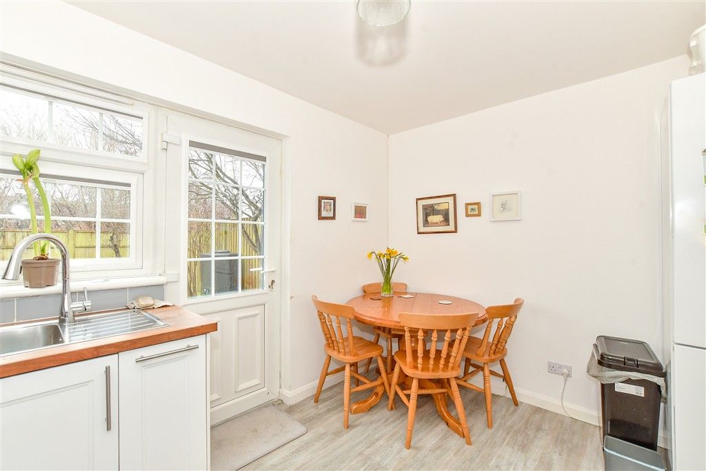 Property photo 3 of 10 Kitchen/Diner