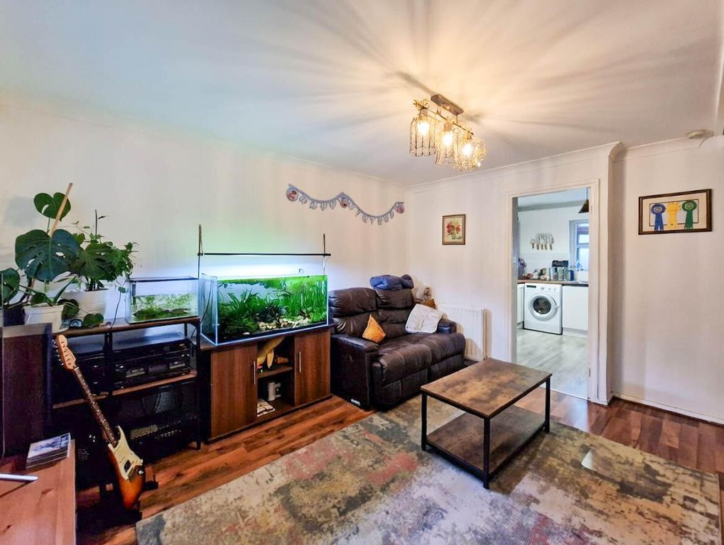 Property photo 2 of 9 Living Room