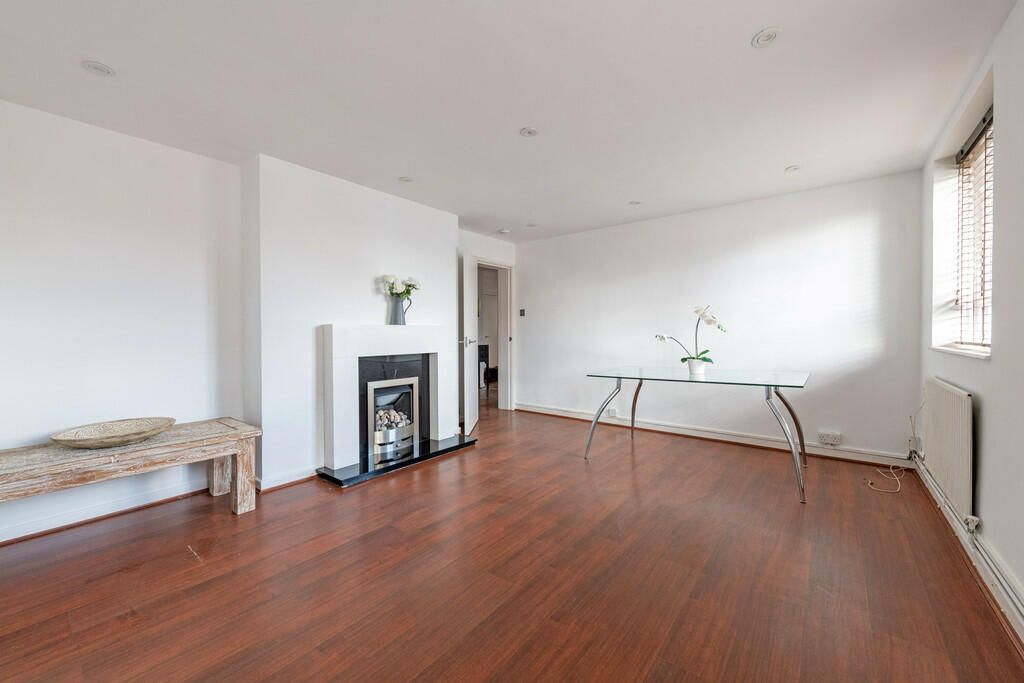 Property photo 1 of 11 1. Living Room